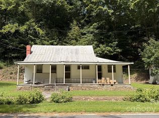 851 Lower Shut In Rd, Hot Springs, NC 28743