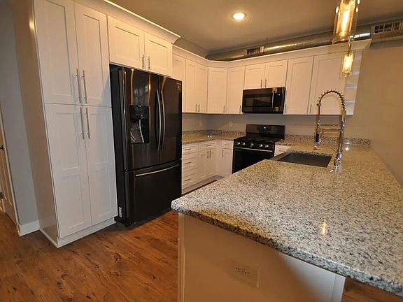 2nd image of 2715 30th Ave S