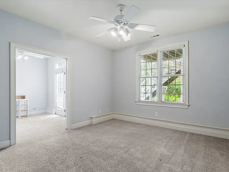 106 Grannon Ct — Photo 30