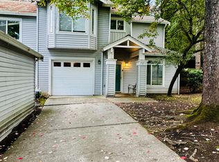 17811 NE 93rd Way UNIT 3, Redmond, WA 98052