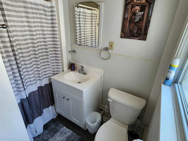 145 Park Ave #4 — Photo 8