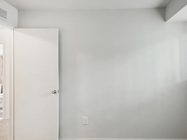 Park Hill Apartments — Photo 13