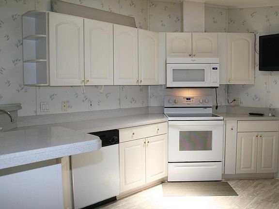 2nd image of 11055 SE Federal Hwy Lot 86