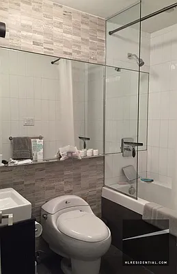Rented by Highline Residential | media 35