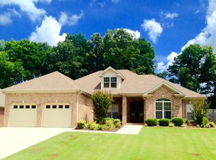 455 Koger St, Killen, AL 35645