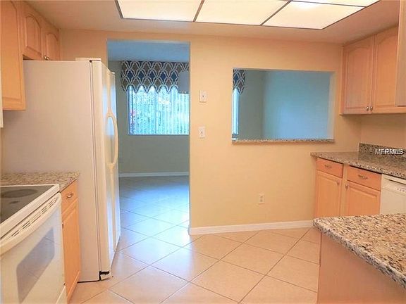 3rd image of 517 Oak Haven Dr #0