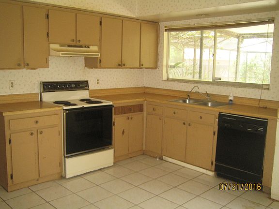2nd image of 6518 Reef Cir