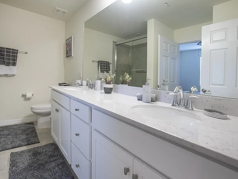 17810 Gawthrop Dr #201 — Photo 5