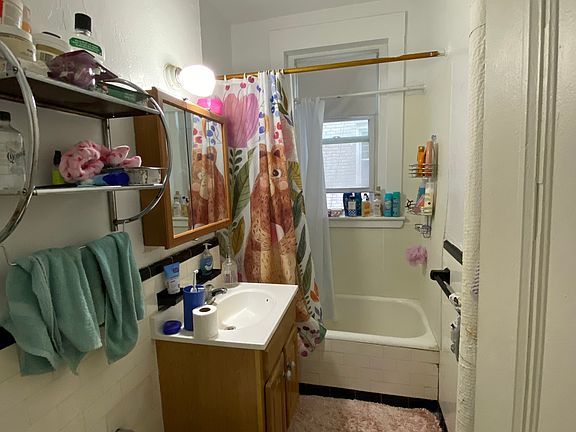 3rd image of 1687 Commonwealth Ave APT 20