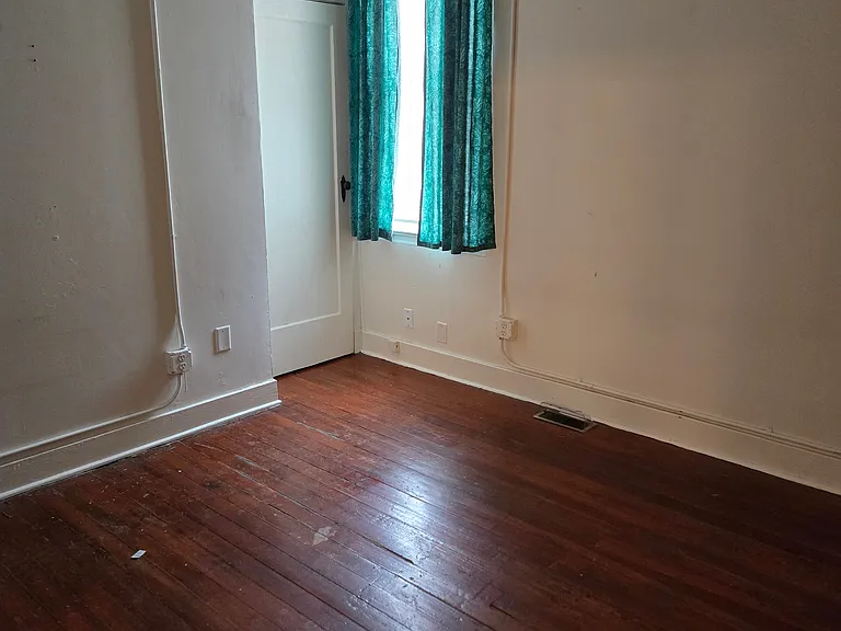 9479 N 300 W #1 — Photo 9