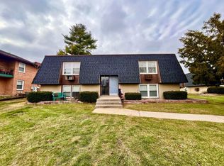 354 Mayfield Ave #D, Valparaiso, IN 46383
