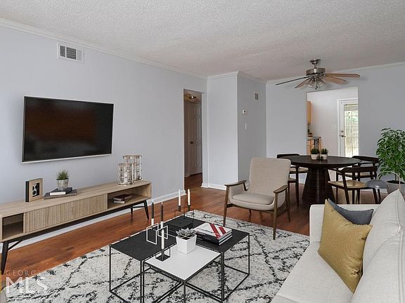 3rd image of 520 Park Ave SE Unit 7