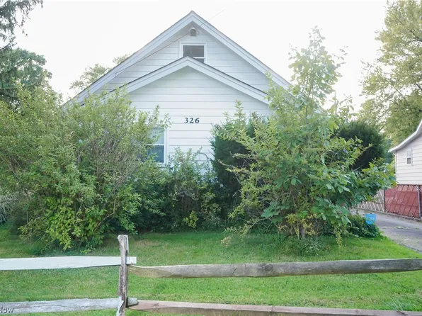 326 Pangborn Rd, Leavittsburg, OH 44430