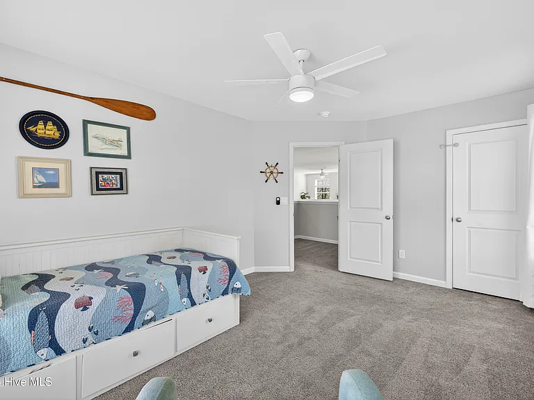 3647 Roseblossom Dr — Photo 46