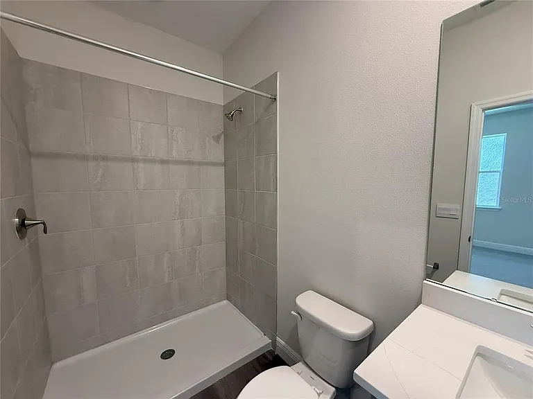 2113 Warren Acres Blvd — Photo 16
