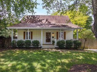 1013 Brookside Dr, Raleigh, NC 27604