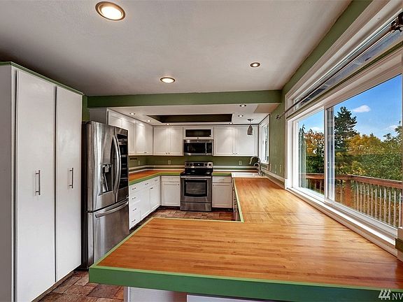 3rd image of 14652 NE 179th St