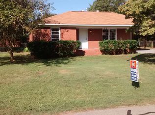 260 Lakeview Rd, Jackson, GA 30233