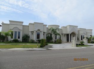 840 Alexander Dr, Eagle Pass, TX 78852