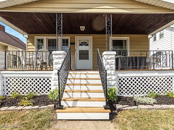 3rd image of 5810 Delora Ave