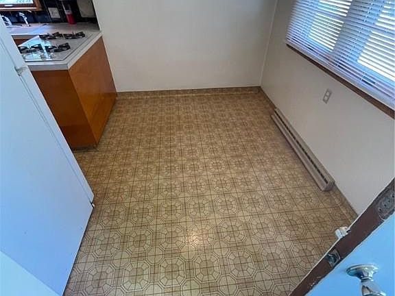 5th image of 776 Caddo Ave