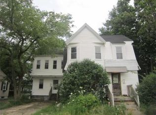 5 Saunders St, Weymouth, MA 02191