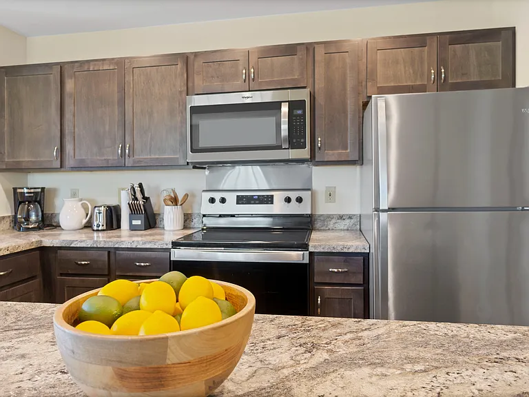Saddlebrook Apartments Kitchen