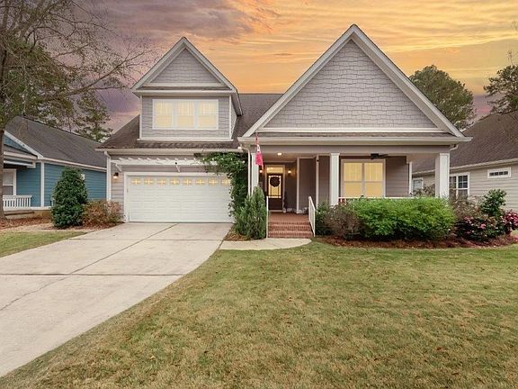2nd image of 908 Orchard Cir