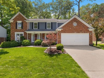 1432 Sandy Ridge Dr, Rochester Hills, MI, 48306