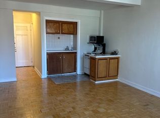 320 E 42nd St APT 2306, New York, NY 10017