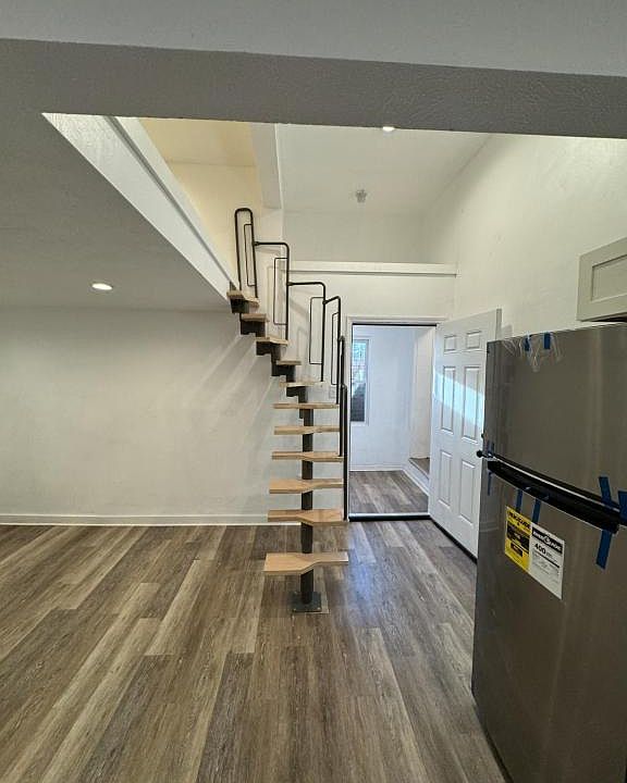 1st image of 32 Bridge St APT 3