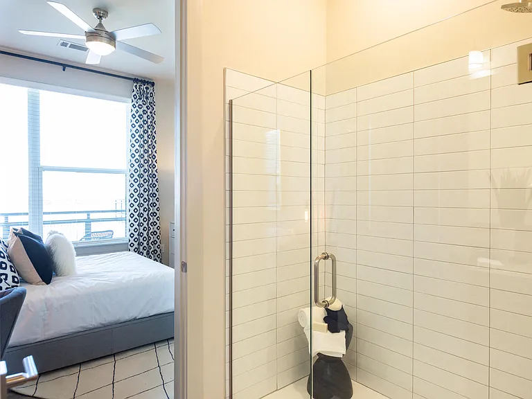 The Landing Residences — Photo 19