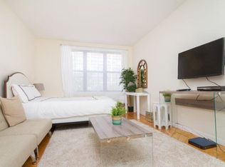 321 E 9th St #M3, New York, NY 10003