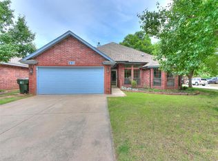 201 Pinafore Dr, Norman, OK 73072