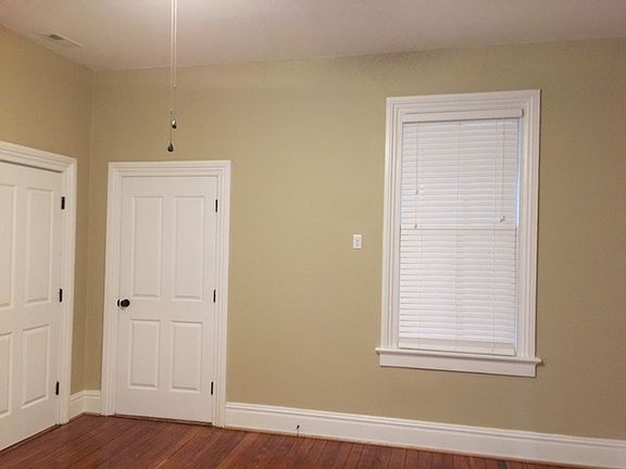 Middle Room