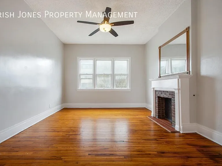 608 Niagara St #UPPER — Photo 2
