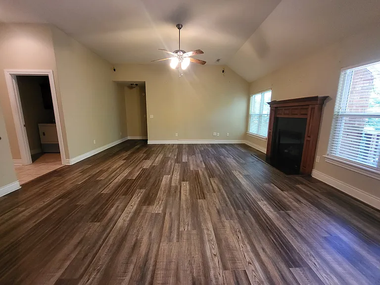 19 Shelly Dr — Photo 5
