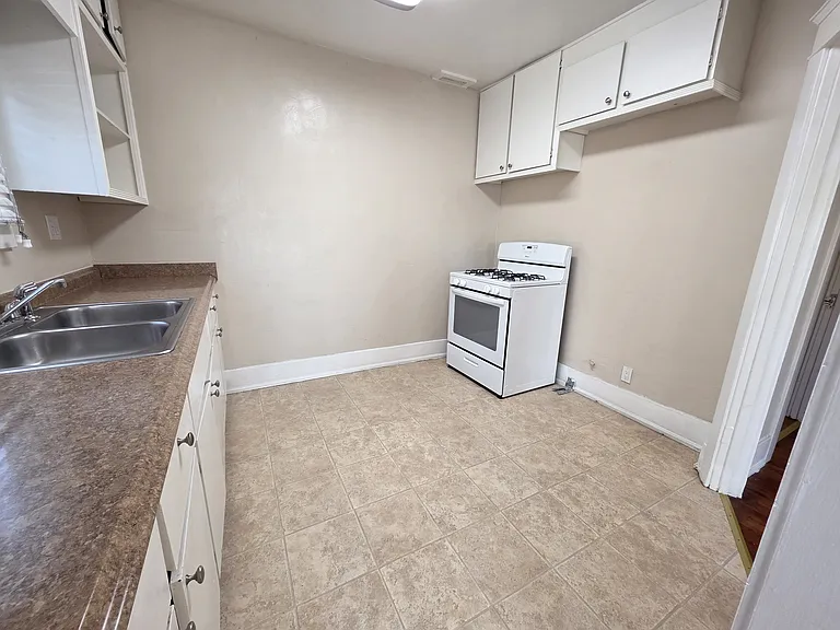 521 N Pomona Ave #3 — Photo 7