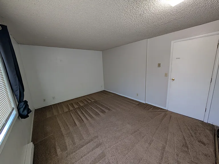 4452 Liberty Rd S — Photo 10
