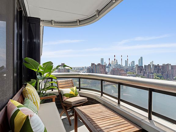 5th image of 530 E 76th St #18AB