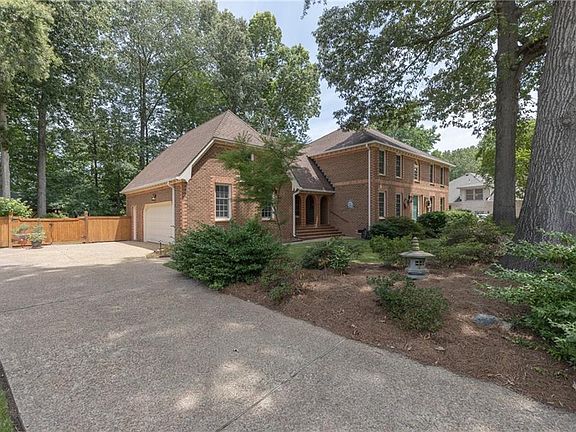 3rd image of 708 Millpike Ct