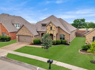 213 Griffin Ave, Fate, TX 75189