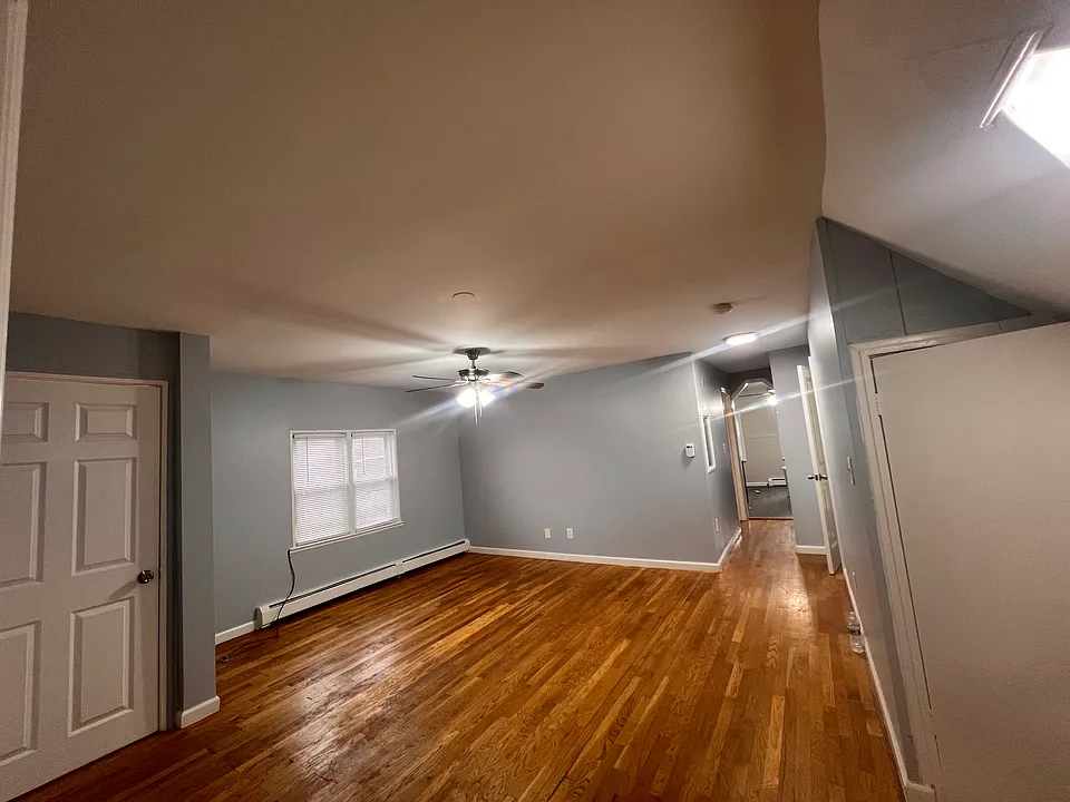 71 Delafield St #3
