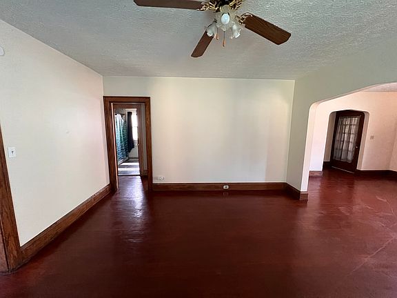 3rd image of 4267 E 131st St #1-2