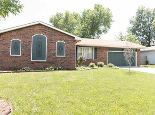 11015 W Taylor Cir, Wichita, KS 67212