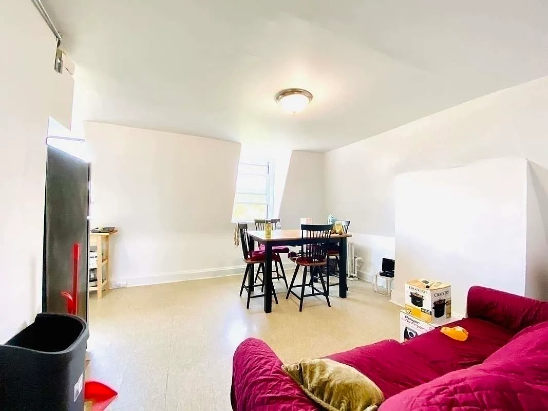 1019 Hancock St #3C photo 1