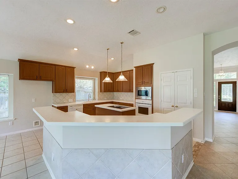 9026 Robinhoods Well Dr — Photo 12