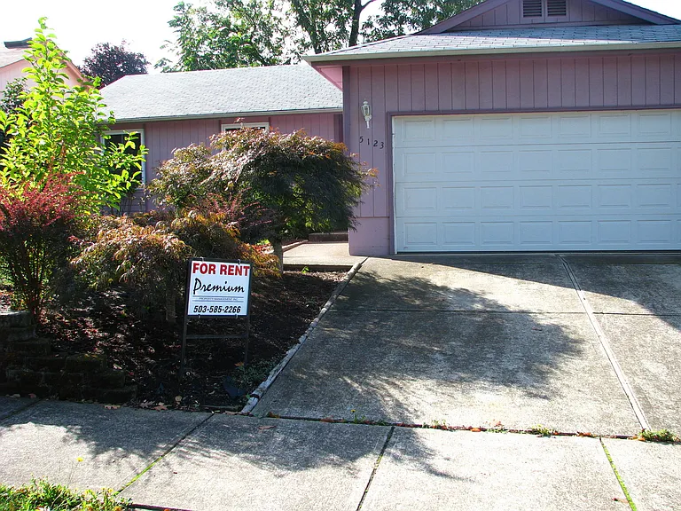 5123 Vale Ct SE — Photo 2
