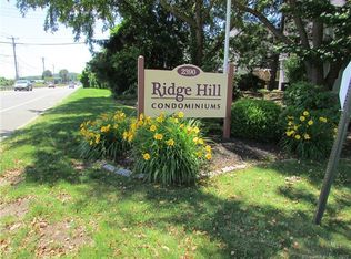 2390 State St APT 7G, Hamden, CT 06517