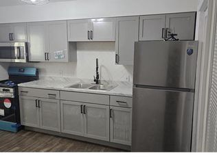 13595 Santa Rosa Dr, Detroit, MI 48238